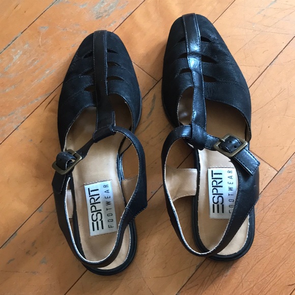 Spirit Shoes | Fishermen T Strap Black And Muted Gold Sandals 7 | Poshmark